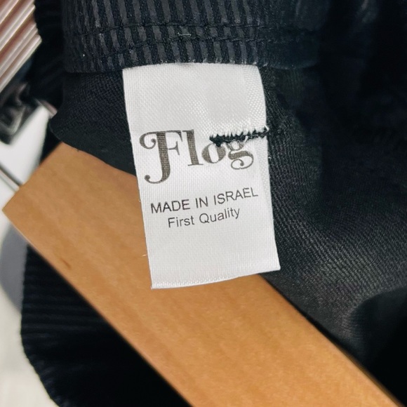 NWOT Bevy Flog Dafna Black Vegan Leather Pin Stripe Pants - Picture 7 of 7